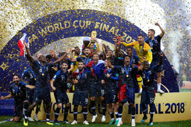 的训练让球 的训练让球