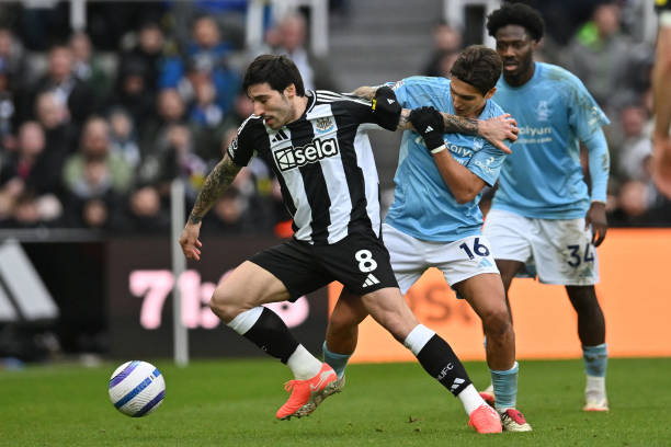 确保在联赛 确保在联赛