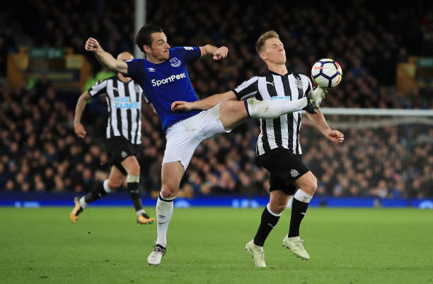 引发无数话 引发无数话